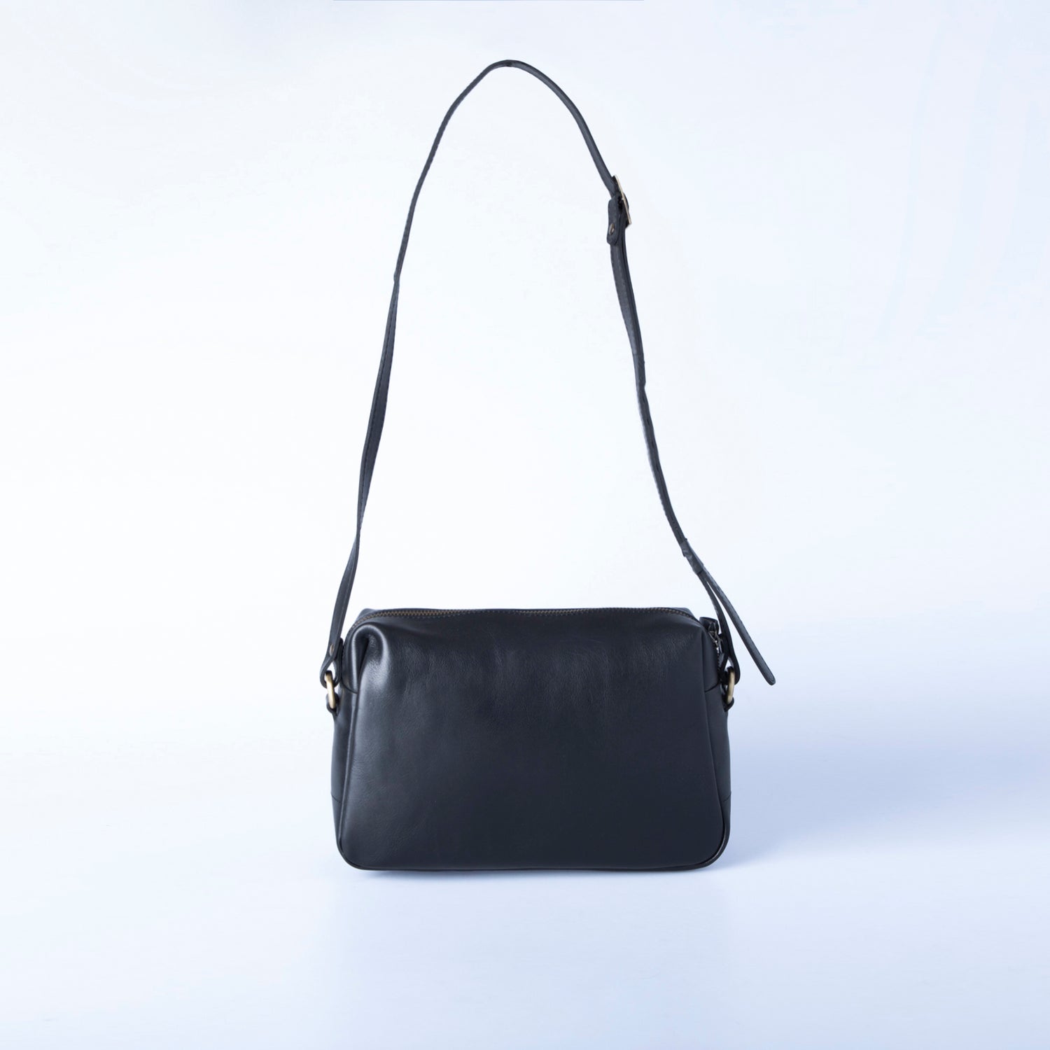 Virano mini ショルダーバッグ Mサイズ 斜めがけ Volta