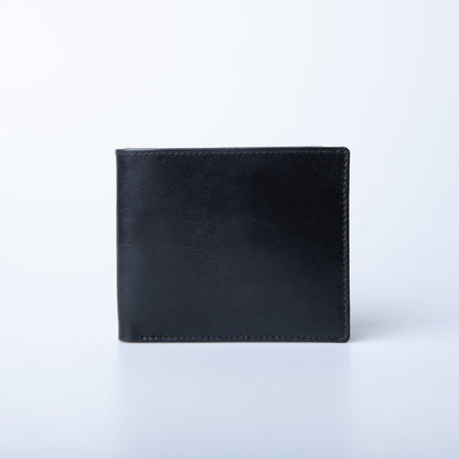 ブラックのシンプルな二つ折り財布