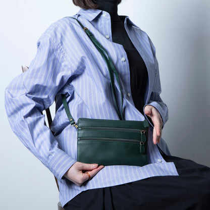 YUTAKURA ショルダーバッグ エンボスレザー Emmel
